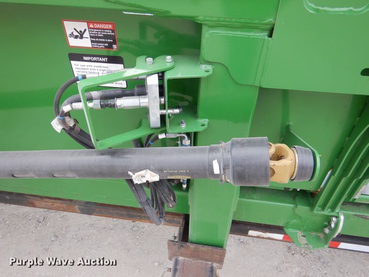 image for item DN5397 2020 John Deere 712C  corn head