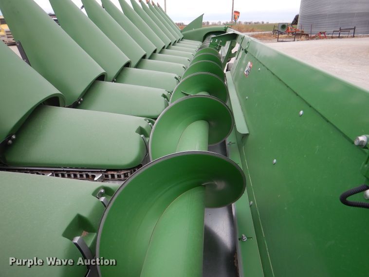 image for item DN5397 2020 John Deere 712C  corn head