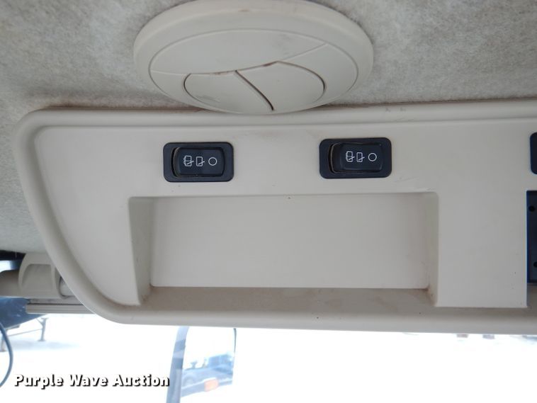 image for item DN5400 2015 John Deere 8345R  MFWD tractor