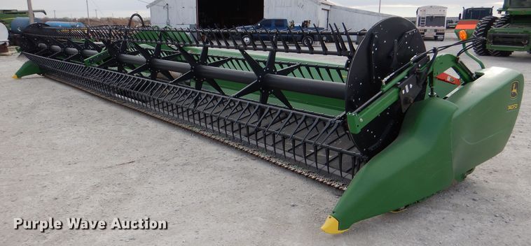 image for item DN5402 2020 John Deere 740FD HydraFlex  flex draper head