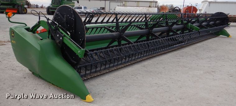 image for item DN5402 2020 John Deere 740FD HydraFlex  flex draper head