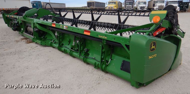 image for item DN5402 2020 John Deere 740FD HydraFlex  flex draper head