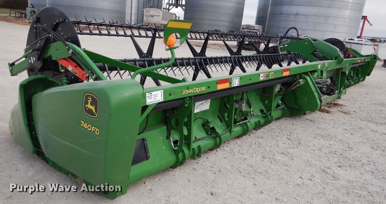 image for item DN5402 2020 John Deere 740FD HydraFlex  flex draper head