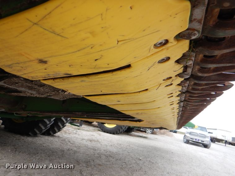 image for item DN5402 2020 John Deere 740FD HydraFlex  flex draper head