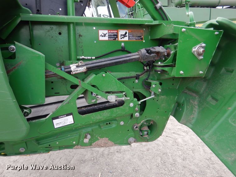 image for item DN5402 2020 John Deere 740FD HydraFlex  flex draper head