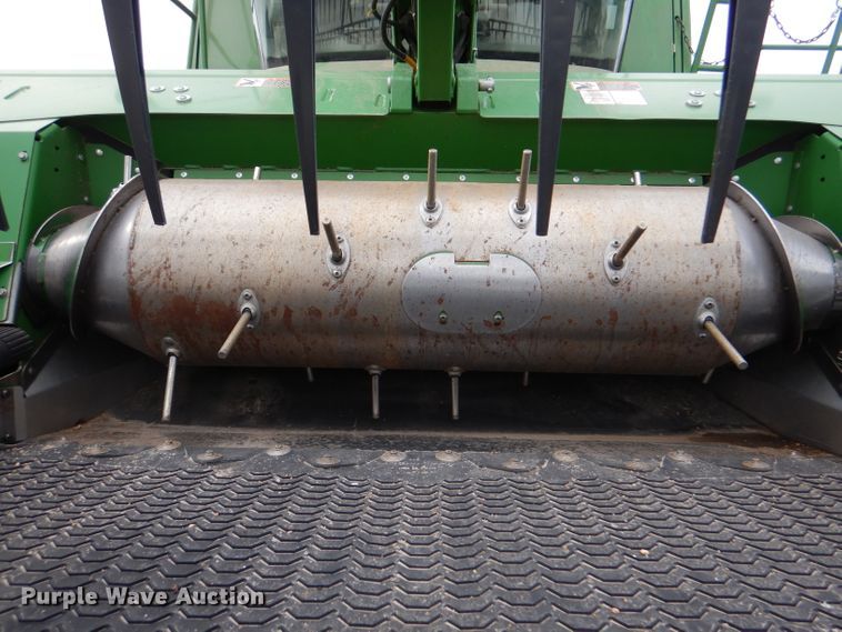 image for item DN5402 2020 John Deere 740FD HydraFlex  flex draper head