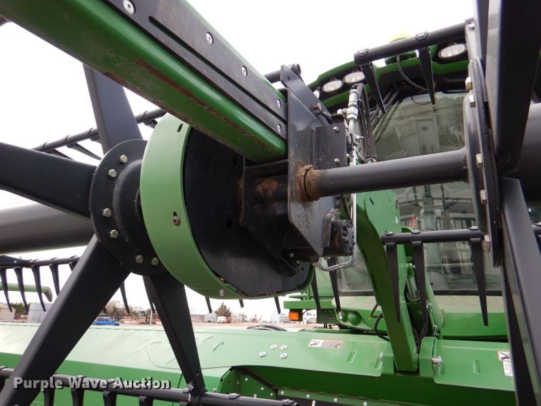 image for item DN5402 2020 John Deere 740FD HydraFlex  flex draper head