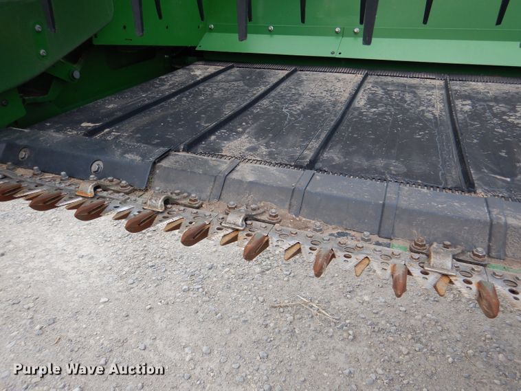 image for item DN5402 2020 John Deere 740FD HydraFlex  flex draper head