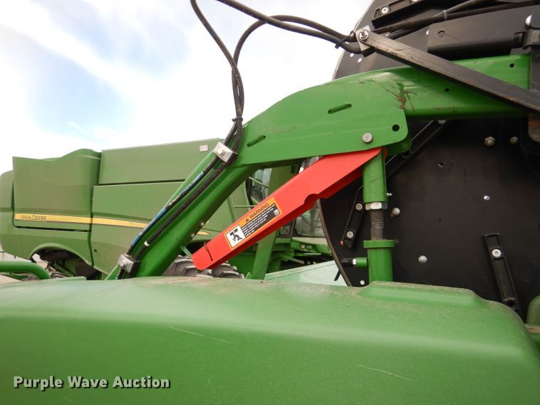 image for item DN5402 2020 John Deere 740FD HydraFlex  flex draper head