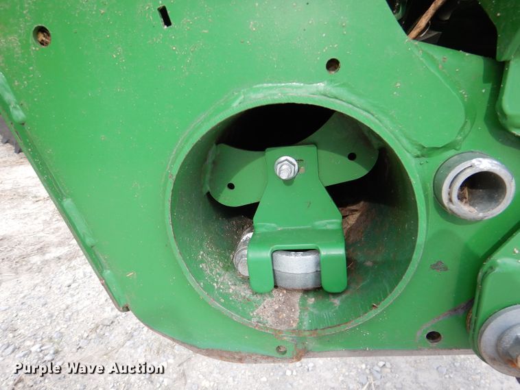 image for item DN5402 2020 John Deere 740FD HydraFlex  flex draper head