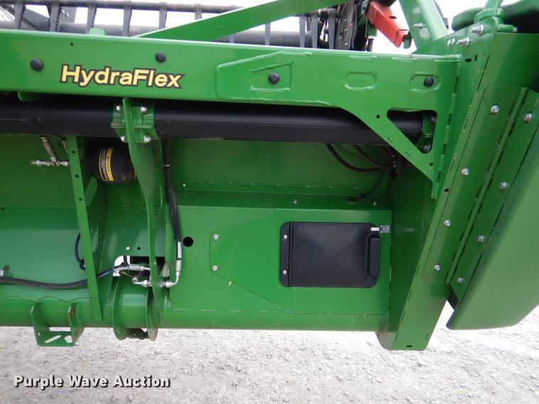 image for item DN5402 2020 John Deere 740FD HydraFlex  flex draper head