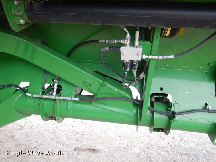 image for item DN5402 2020 John Deere 740FD HydraFlex  flex draper head