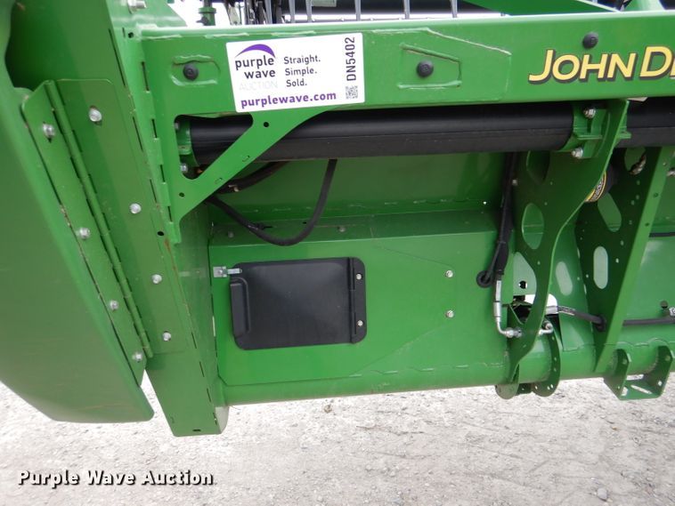 image for item DN5402 2020 John Deere 740FD HydraFlex  flex draper head