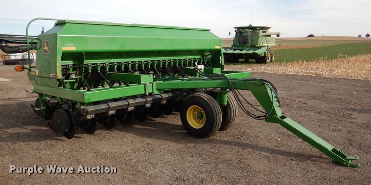 image for item DN5427 John Deere 1590  grain drill