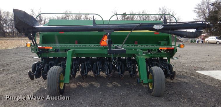 image for item DN5427 John Deere 1590  grain drill