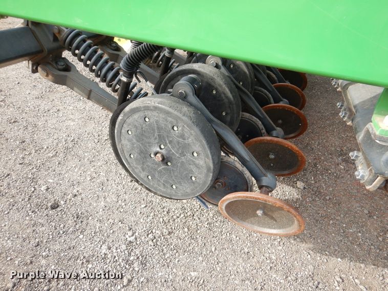 image for item DN5427 John Deere 1590  grain drill