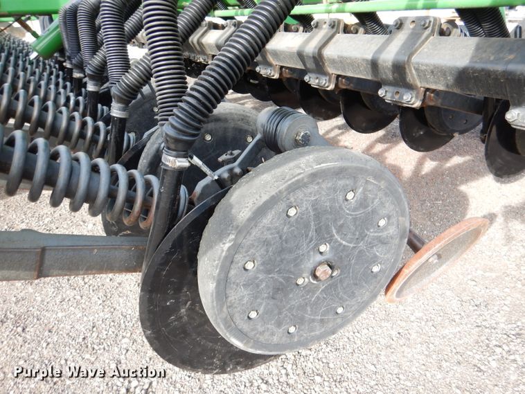 image for item DN5427 John Deere 1590  grain drill