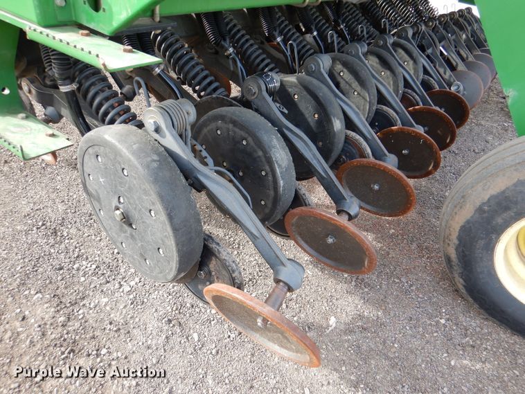 image for item DN5427 John Deere 1590  grain drill