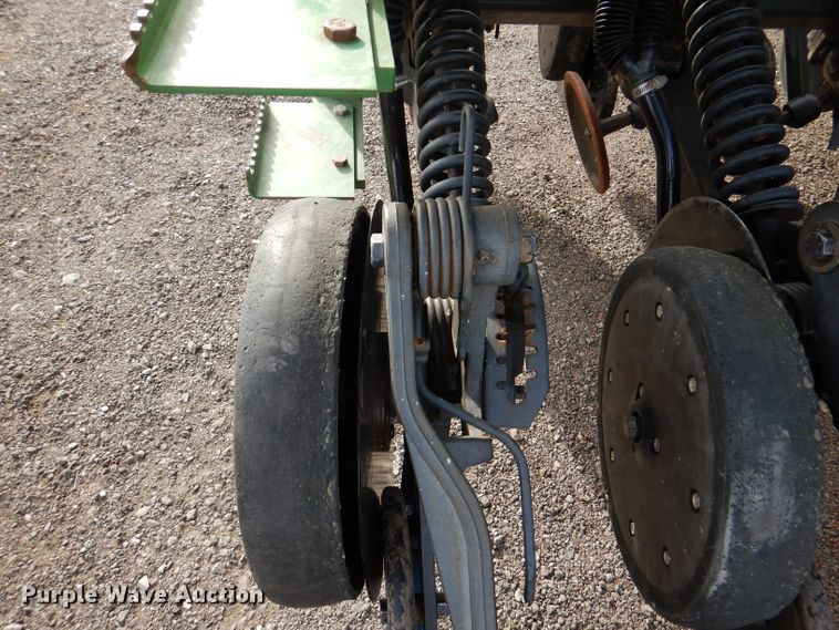 image for item DN5427 John Deere 1590  grain drill