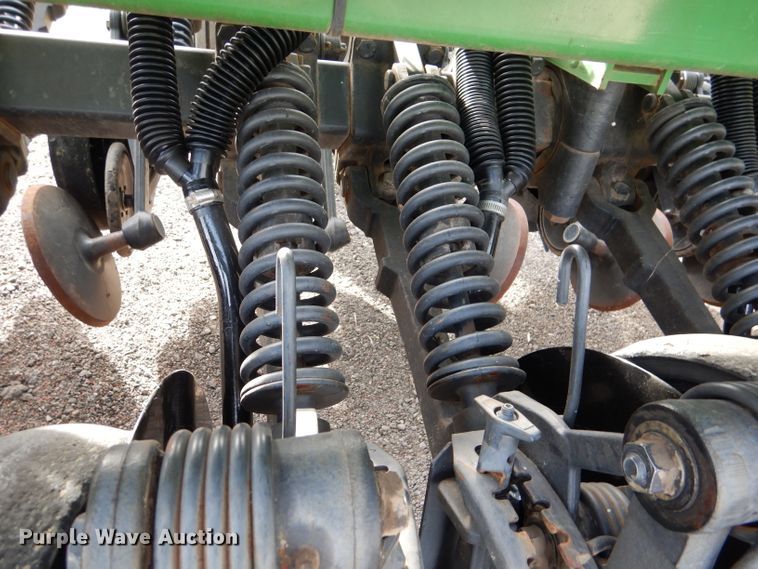image for item DN5427 John Deere 1590  grain drill