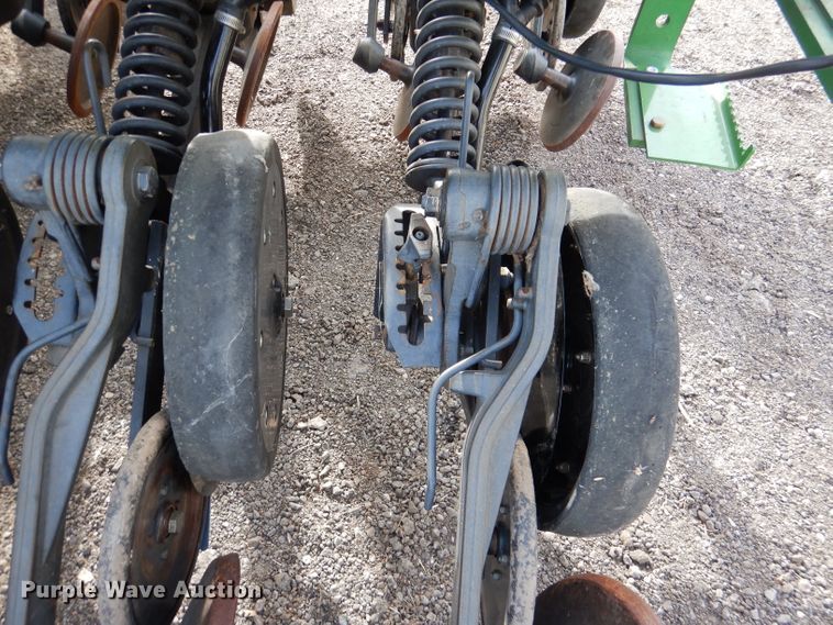 image for item DN5427 John Deere 1590  grain drill