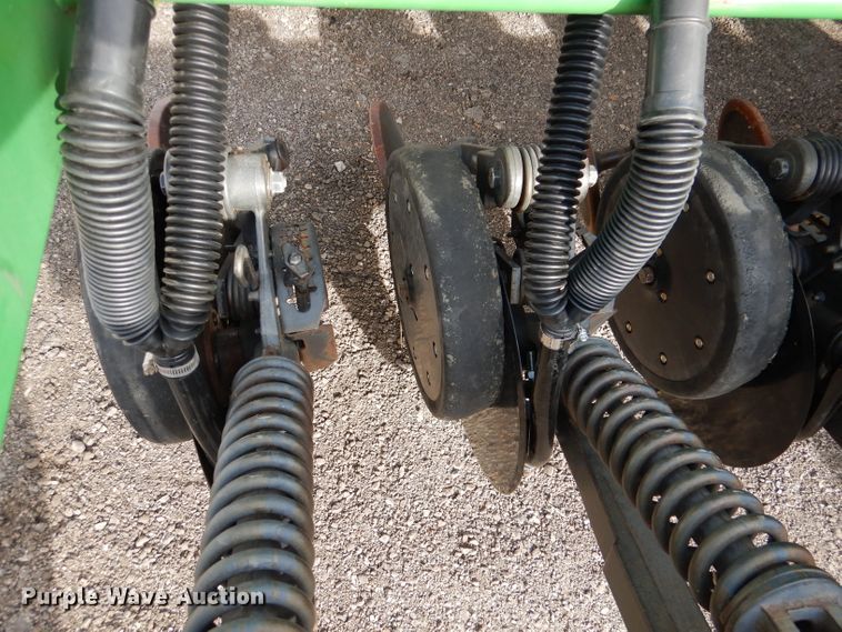image for item DN5427 John Deere 1590  grain drill
