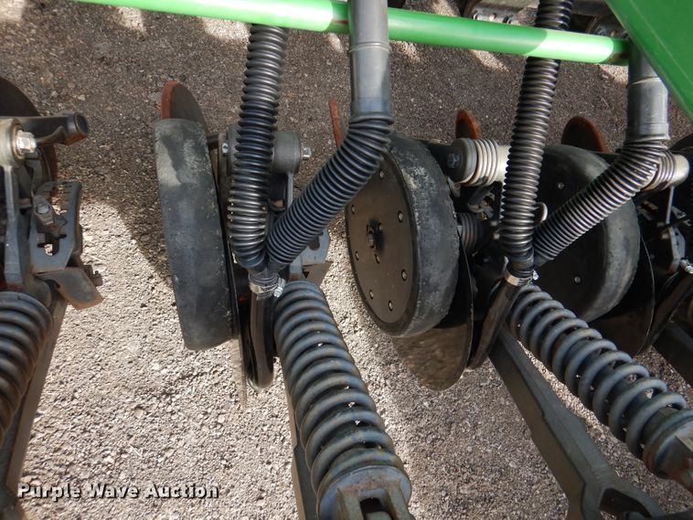 image for item DN5427 John Deere 1590  grain drill