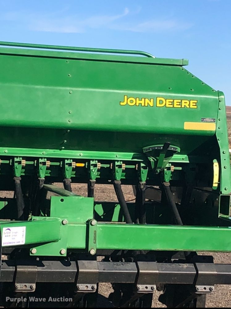 image for item DN5427 John Deere 1590  grain drill