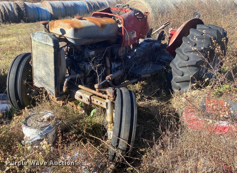 image for item DN6575 1996 Massey Ferguson 390T  tractor