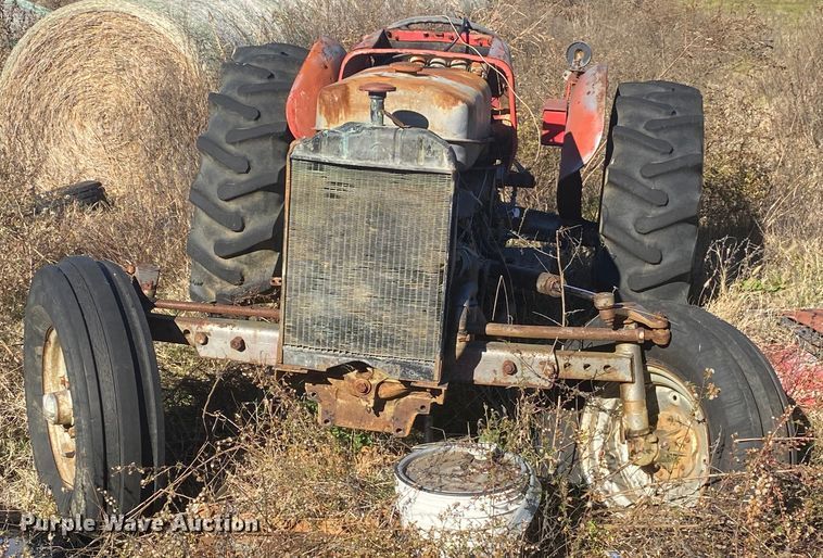 image for item DN6575 1996 Massey Ferguson 390T  tractor