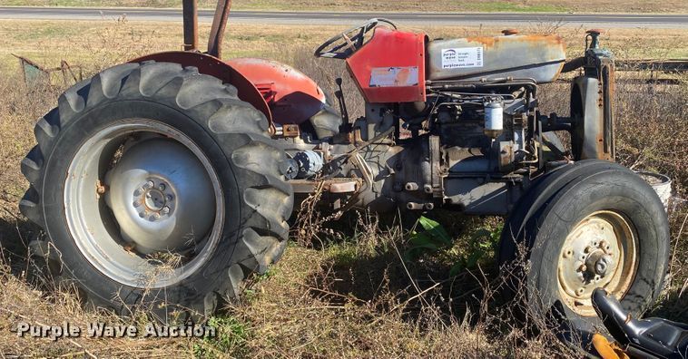 image for item DN6575 1996 Massey Ferguson 390T  tractor