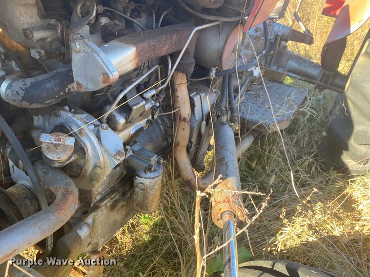 image for item DN6575 1996 Massey Ferguson 390T  tractor