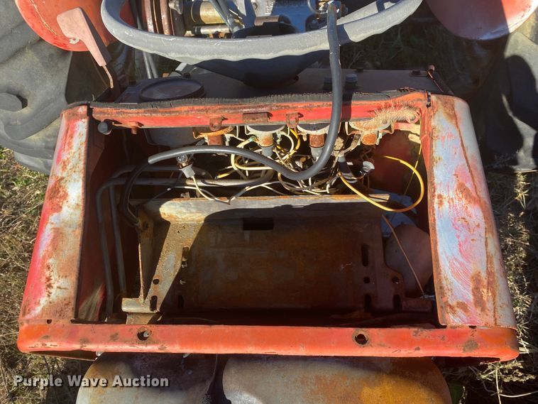 image for item DN6575 1996 Massey Ferguson 390T  tractor