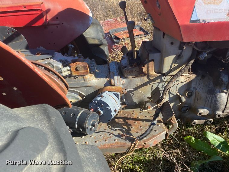 image for item DN6575 1996 Massey Ferguson 390T  tractor