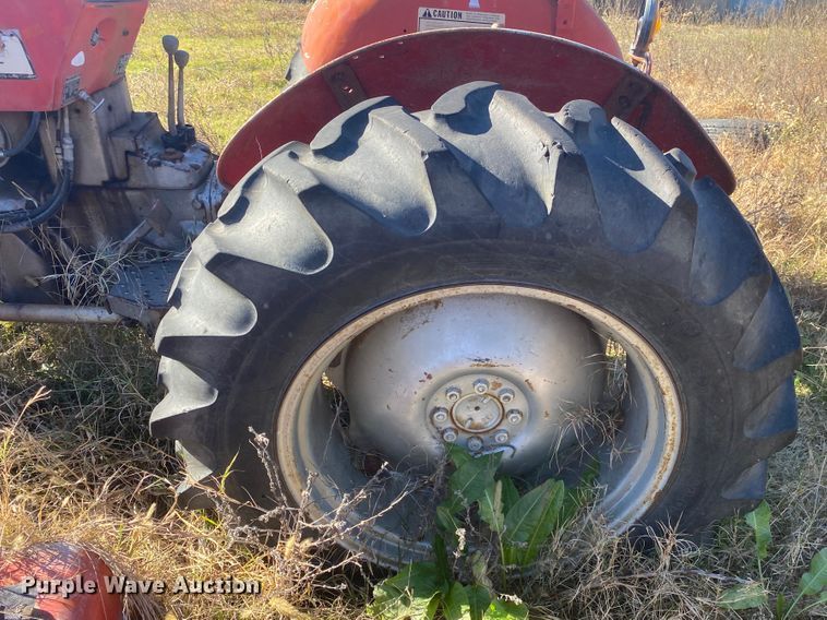 image for item DN6575 1996 Massey Ferguson 390T  tractor