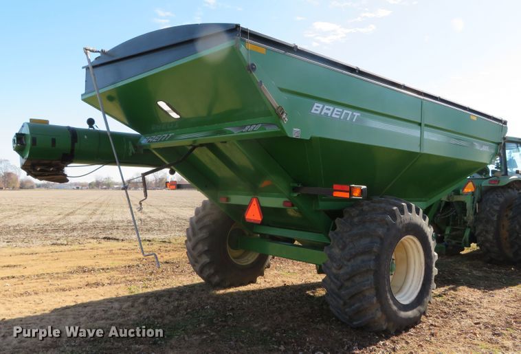 image for item DN7843 Brent 880  grain cart
