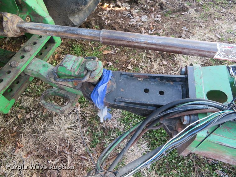 image for item DN7843 Brent 880  grain cart