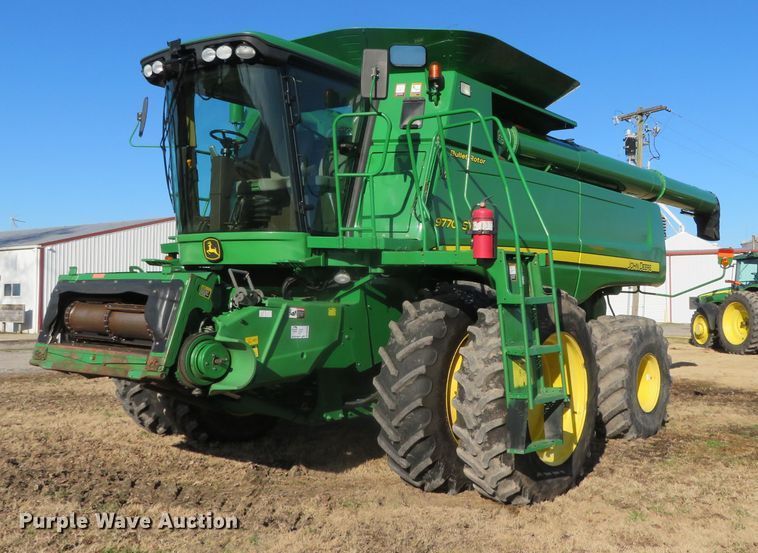 image for item DN7844 2010 John Deere 9770 STS  RWA combine