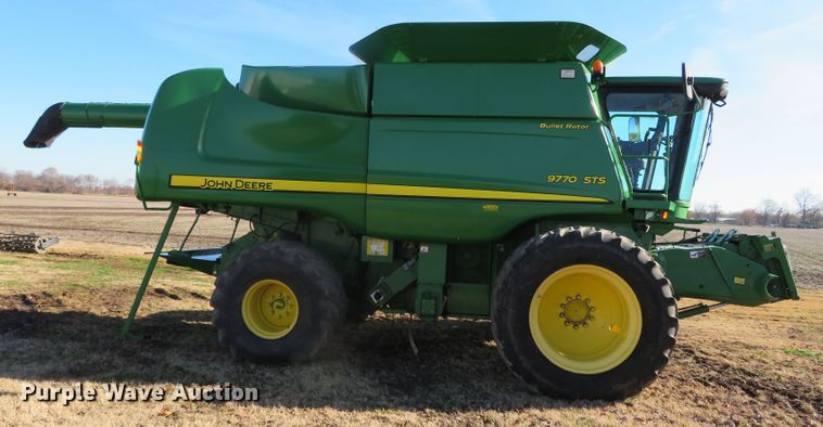 image for item DN7844 2010 John Deere 9770 STS  RWA combine