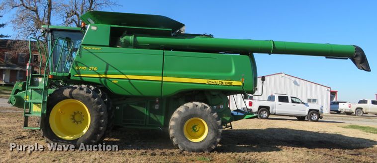 image for item DN7844 2010 John Deere 9770 STS  RWA combine