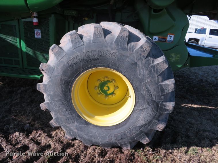 image for item DN7844 2010 John Deere 9770 STS  RWA combine