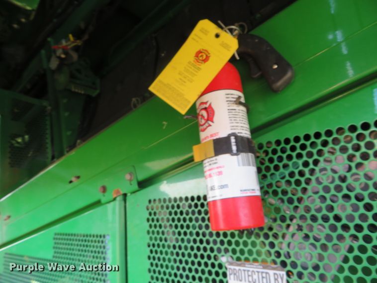 image for item DN7844 2010 John Deere 9770 STS  RWA combine