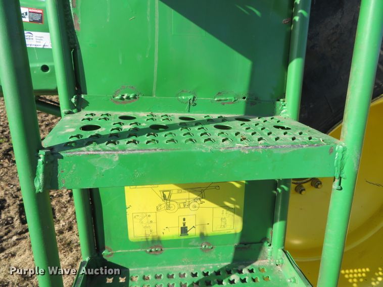 image for item DN7844 2010 John Deere 9770 STS  RWA combine