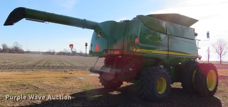 image for item DN7845 2010 John Deere 9770 STS  RWA combine