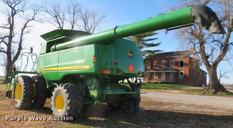 image for item DN7845 2010 John Deere 9770 STS  RWA combine