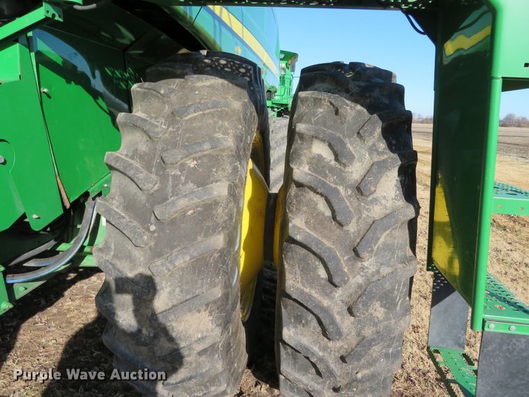 image for item DN7845 2010 John Deere 9770 STS  RWA combine