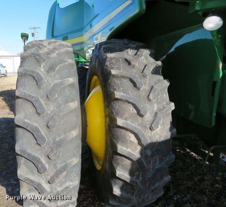 image for item DN7845 2010 John Deere 9770 STS  RWA combine