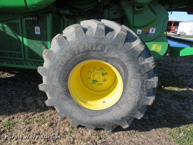 image for item DN7845 2010 John Deere 9770 STS  RWA combine