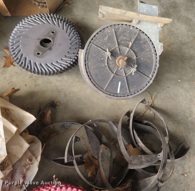 image for item DN7849 Kinze 3500  split row no-till planter