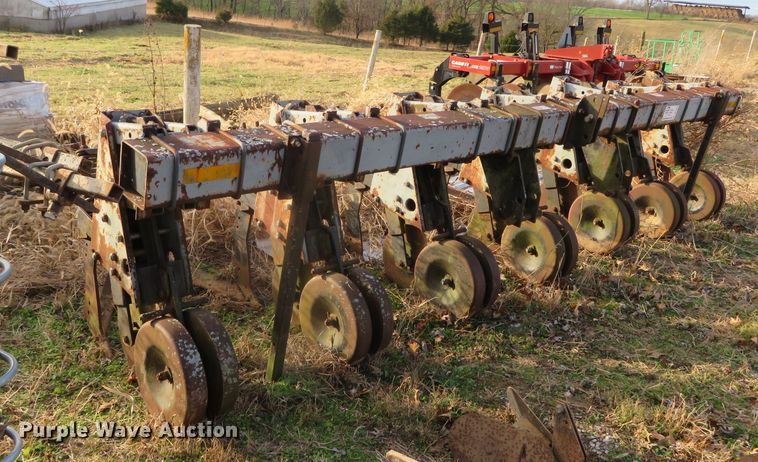 image for item DN7851 Hiniker Econ-O-Till  row crop cultivator